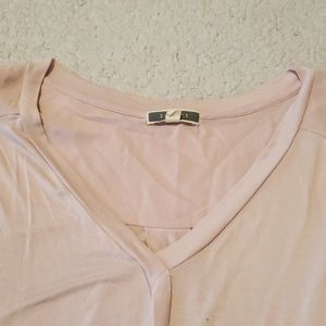 Pleione light pink sleeveless v neck top